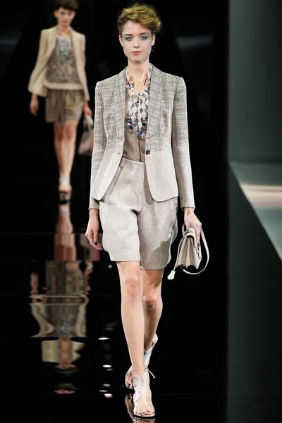 Look 2